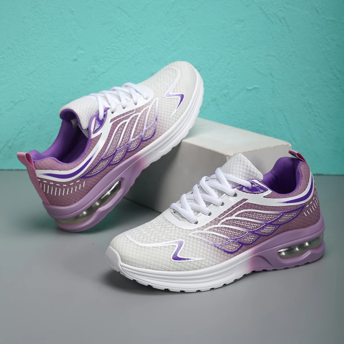 New Women's Sneakers Comfortable Soft Non-slip Air Cushion Bottom Flat Running Shoes Outdoor Casual Sports Shoes Big Size 35-42
New Women's Sneakers Comfortable Soft Non-slip Air Cushion Bottom Flat Running Shoes Outdoor Casual Sports Shoes Big Size 35-42