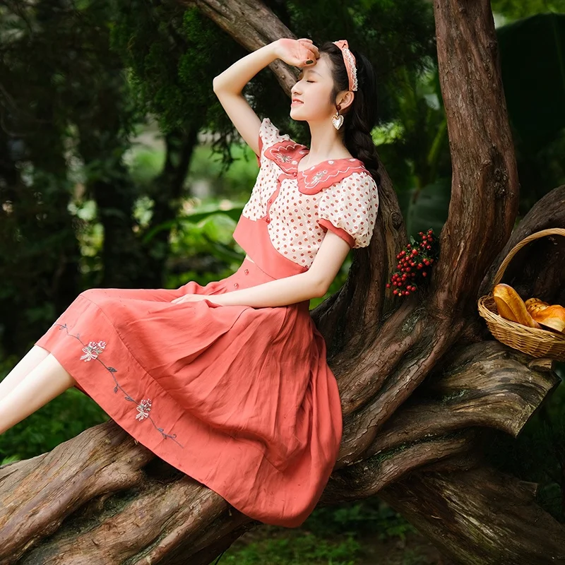 Sweet Loose Polka Dot Doll Collar Shirt And Pants Set Fashionable Summer Evening Chrysanthemum Original Style Country School ...
Sweet Loose Polka Dot Doll Collar Shirt And Pants Set Fashionable Summer Evening Chrysanthemum Original Style Country School ...