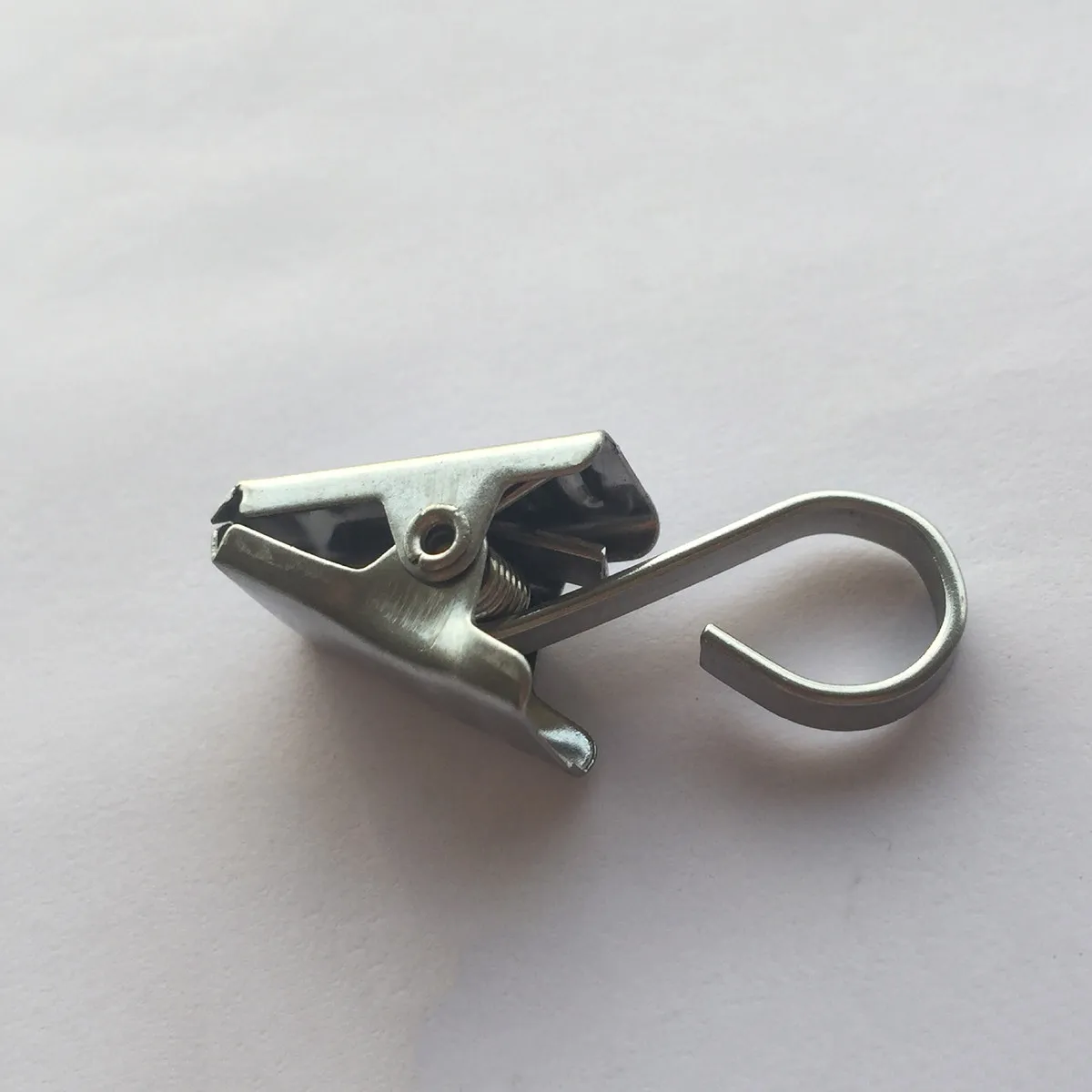 30Pcs Stainless Steel Curtain Drapery Clips with Hook Smooth Slide Rod Mount Spring Tension Clip for Curtains Displays Home
30Pcs Stainless Steel Curtain Drapery Clips with Hook Smooth Slide Rod Mount Spring Tension Clip for Curtains Displays Home