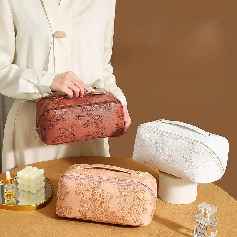 Vintage Floral PU Makeup Case, 3D Embossed Cosmetic Organizer, Luxury Travel Toiletry Bag for Women
Vintage Floral PU Makeup Case, 3D Embossed Cosmetic Organizer, Luxury Travel Toiletry Bag for Women