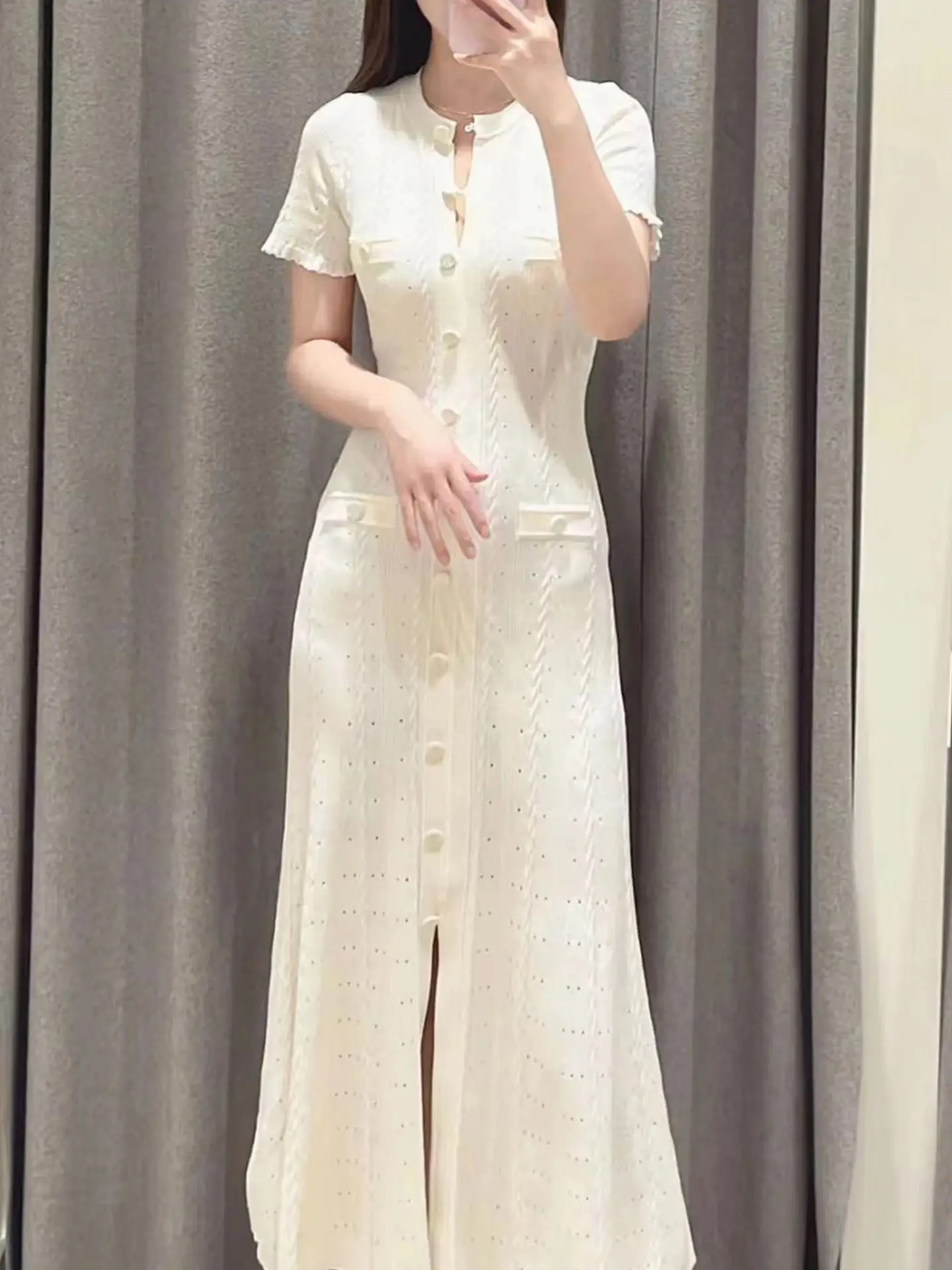 Spring/Summer Women O-Neck Hollow Solid Short Butterfly Sleeve Knitwear Dress A-line Single-Breasted Elegant Knit Maxi Skirt
Spring/Summer Women O-Neck Hollow Solid Short Butterfly Sleeve Knitwear Dress A-line Single-Breasted Elegant Knit Maxi Skirt