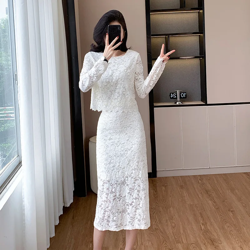 Fashion Lace Top Bodycon Skirt Matching Set Elegant Two Piece Dress Jumpsuit Playsuit Spring Summer
Fashion Lace Top Bodycon Skirt Matching Set Elegant Two Piece Dress Jumpsuit Playsuit Spring Summer