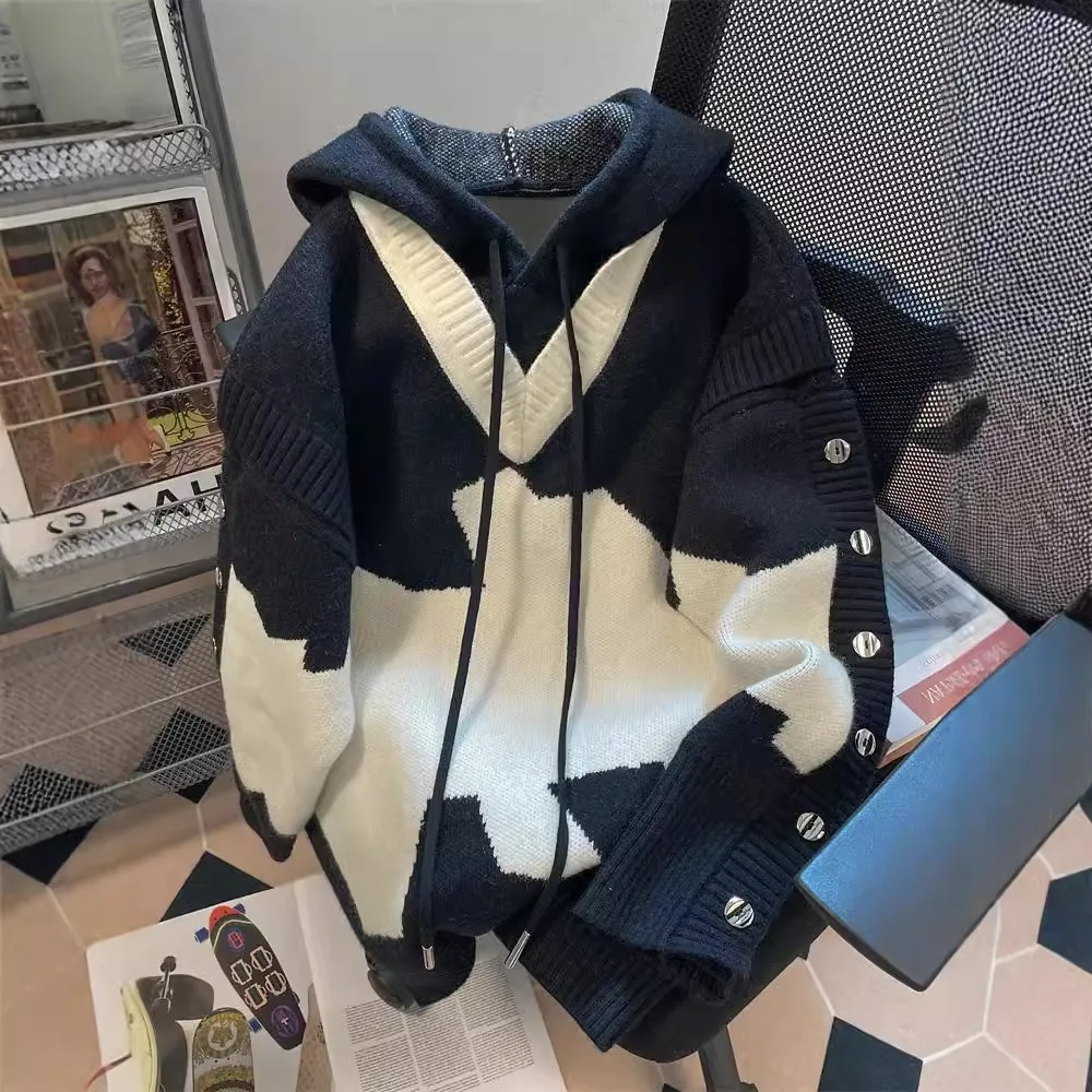 High-end artistic sense fake two-piece knitted sweatshirt for men and women winter heavy-processed thickened hoodie
High-end artistic sense fake two-piece knitted sweatshirt for men and women winter heavy-processed thickened hoodie