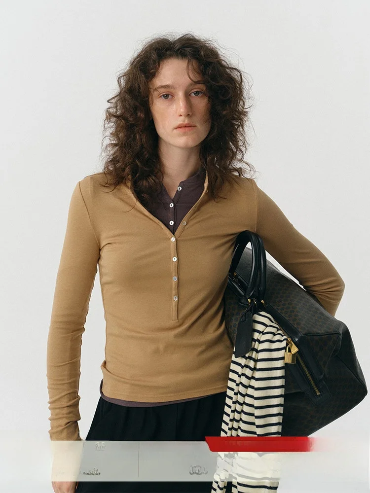 Slim Fit Pure Color Long Sve Henry Collar Трикотажная основа irt Ранняя осень Тонкий рукав Универсальный длинный свеч для офиса и поездок на работу...
Slim Fit Pure Color Long Sve Henry Collar Трикотажная основа irt Ранняя осень Тонкий рукав Универсальный длинный свеч для офиса и поездок на работу...