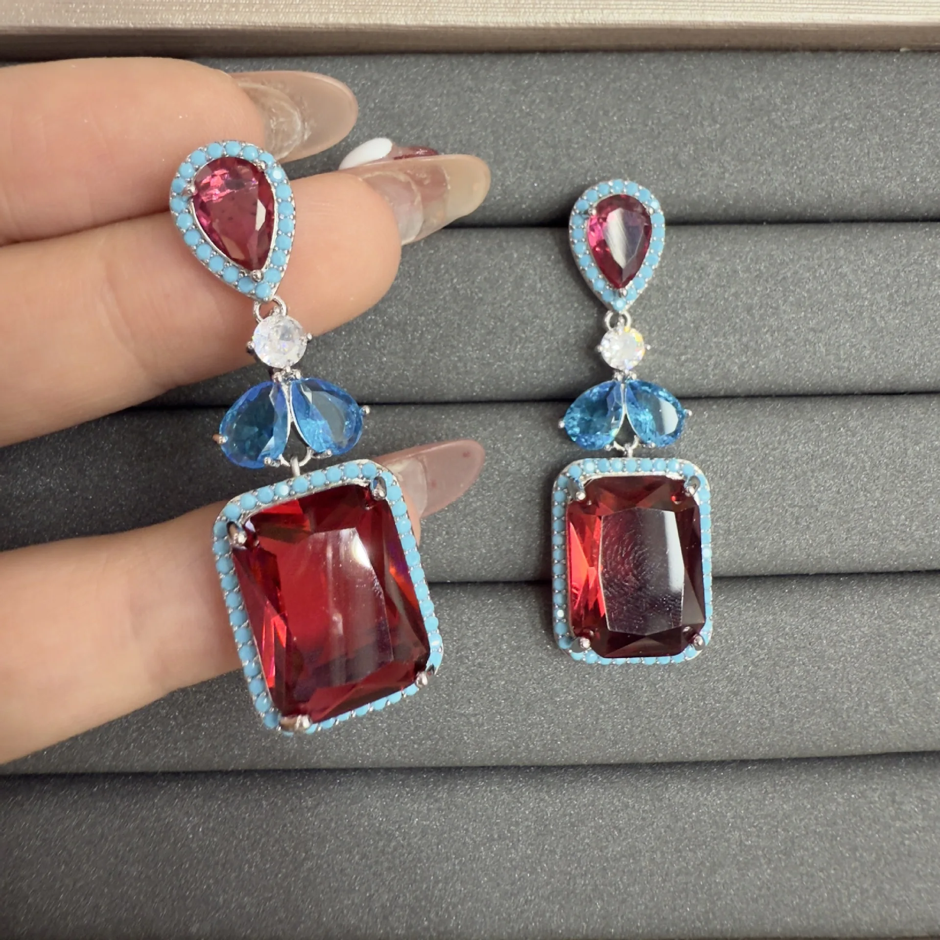 women earrings green fushia red block drop dangling earrings unique female gift
women earrings green fushia red block drop dangling earrings unique female gift