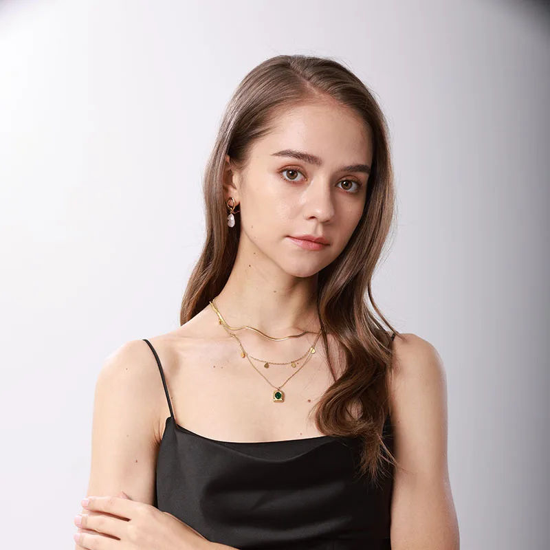 Multilayer Stainless Steel Gold Color Necklace For Women Heart Pendant Thick Clavicle Chain Hip-Hop Streetwear Luxury Jewelry
Multilayer Stainless Steel Gold Color Necklace For Women Heart Pendant Thick Clavicle Chain Hip-Hop Streetwear Luxury Jewelry