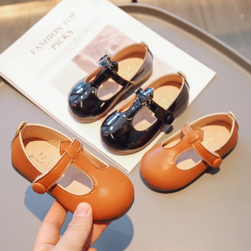 Mary Jane Shoes for Girls Causal Princess Soft Sole PU Leather T-Strap Flats Girls Shoes for School Wedding Casual Wear
Mary Jane Shoes for Girls Causal Princess Soft Sole PU Leather T-Strap Flats Girls Shoes for School Wedding Casual Wear