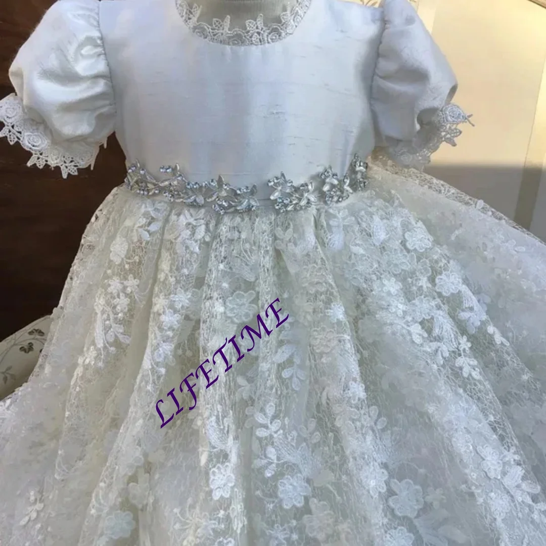 Lace Floral Christening Gowns for Girls Baby Baptism Customized Newborn Kids Birthday First Communion DressesCustomized
Lace Floral Christening Gowns for Girls Baby Baptism Customized Newborn Kids Birthday First Communion DressesCustomized