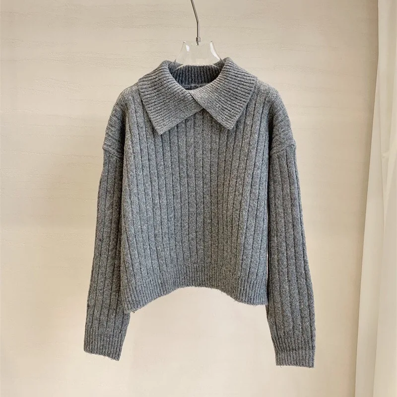 Women's Wool Knitted Long Sleeve Base Layer Grey Top Coat Casual Style Soft Comfortable Fashionable Flip Collar Knitwear
Women's Wool Knitted Long Sleeve Base Layer Grey Top Coat Casual Style Soft Comfortable Fashionable Flip Collar Knitwear