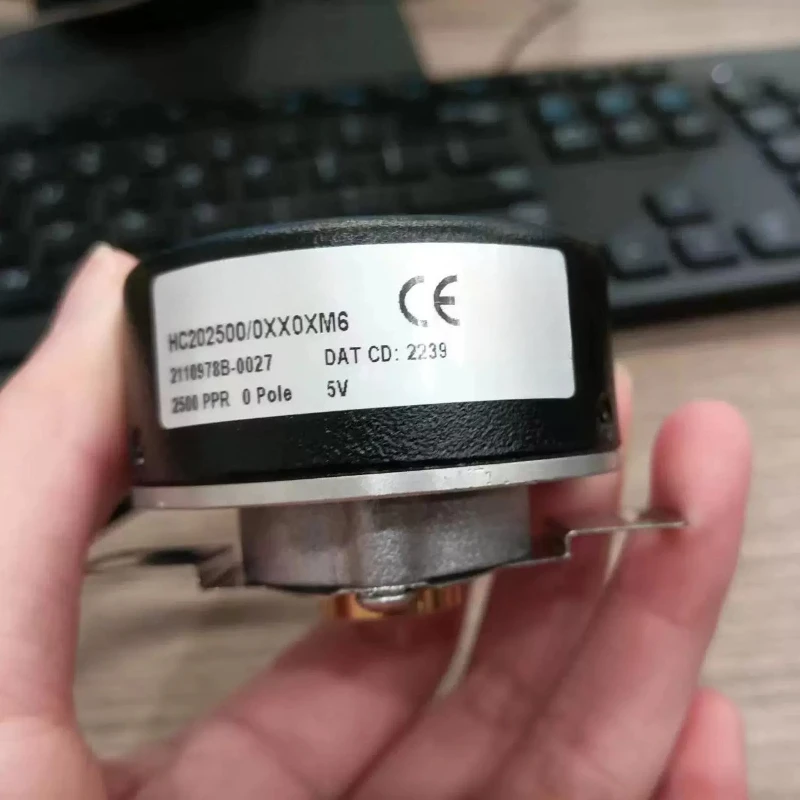 Original HC202500/0XX0XM6 for Siemens Motor Encoder HC202500/0XX0AJ2 Spot V90
Original HC202500/0XX0XM6 for Siemens Motor Encoder HC202500/0XX0AJ2 Spot V90