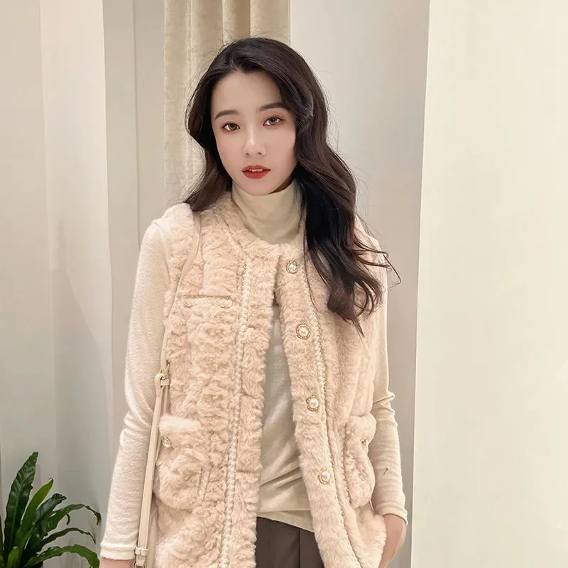 Fashion Lamb Hair Vest Coat New Autumn Winter Jacket Women's Korean Edition Warm Thickened Short Waistcoat Outerwear
Fashion Lamb Hair Vest Coat New Autumn Winter Jacket Women's Korean Edition Warm Thickened Short Waistcoat Outerwear