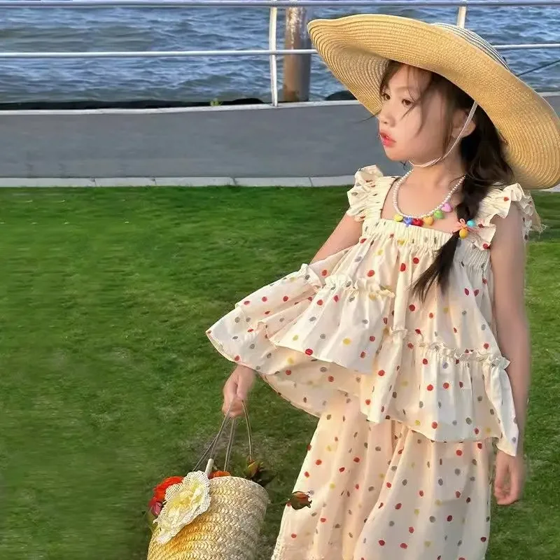 Two Piece Set of Fresh Polka Dot Sleeveless Tops and Loose Pants for Children in the Summer of 2025
Two Piece Set of Fresh Polka Dot Sleeveless Tops and Loose Pants for Children in the Summer of 2025