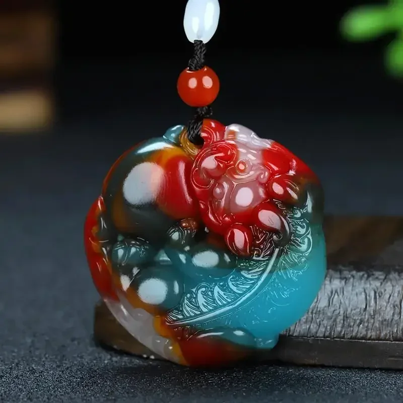 Hetian Jade Pi Xiu Подвеска Мужская и женская подвеска Pi Xiu Нефритовый кулон Семицветный драгоценный камень Женская одежда 
Hetian Jade Pi Xiu Подвеска Мужская и женская подвеска Pi Xiu Нефритовый кулон Семицветный драгоценный камень Женская одежда