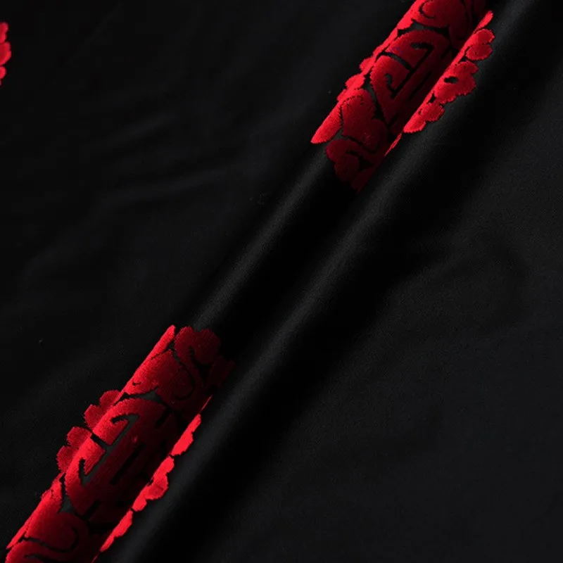 Handmade Zhangzhou satin jacquard fabric polyester fiber traditional pattern Chinese clothing cheongsam
Handmade Zhangzhou satin jacquard fabric polyester fiber traditional pattern Chinese clothing cheongsam
