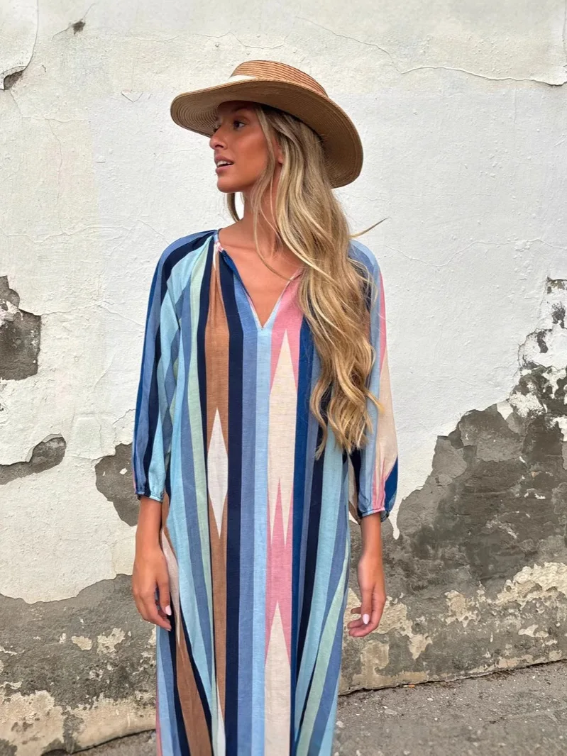 European and American Autum New Sexy Loose Women's V Neck Long-Sleeved Stripesd Dress for Women
European and American Autum New Sexy Loose Women's V Neck Long-Sleeved Stripesd Dress for Women