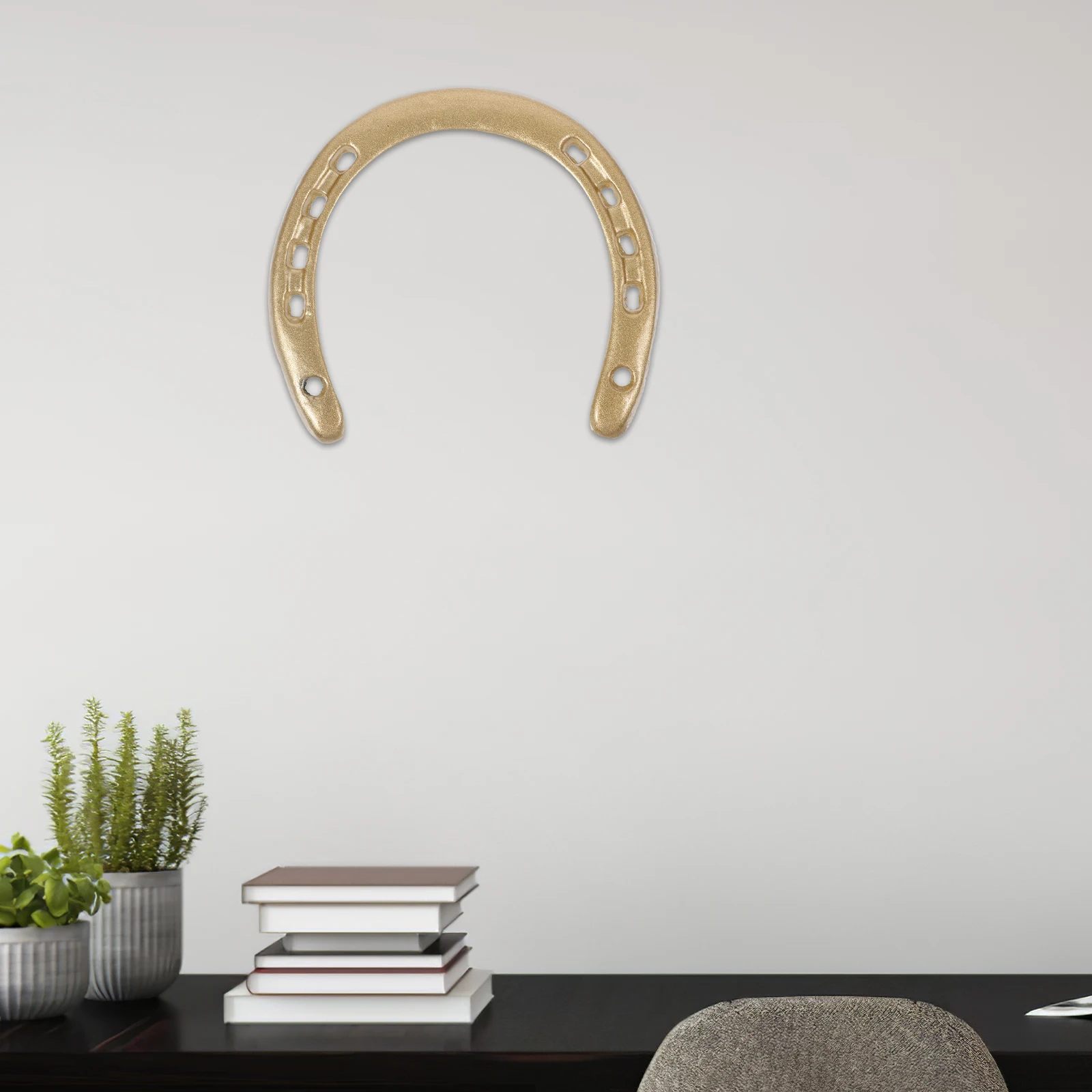 Horseshoe Decorations Hanging Ornament Horseshoes Rustic Cast Iron Shaped Wall 
Horseshoe Decorations Hanging Ornament Horseshoes Rustic Cast Iron Shaped Wall