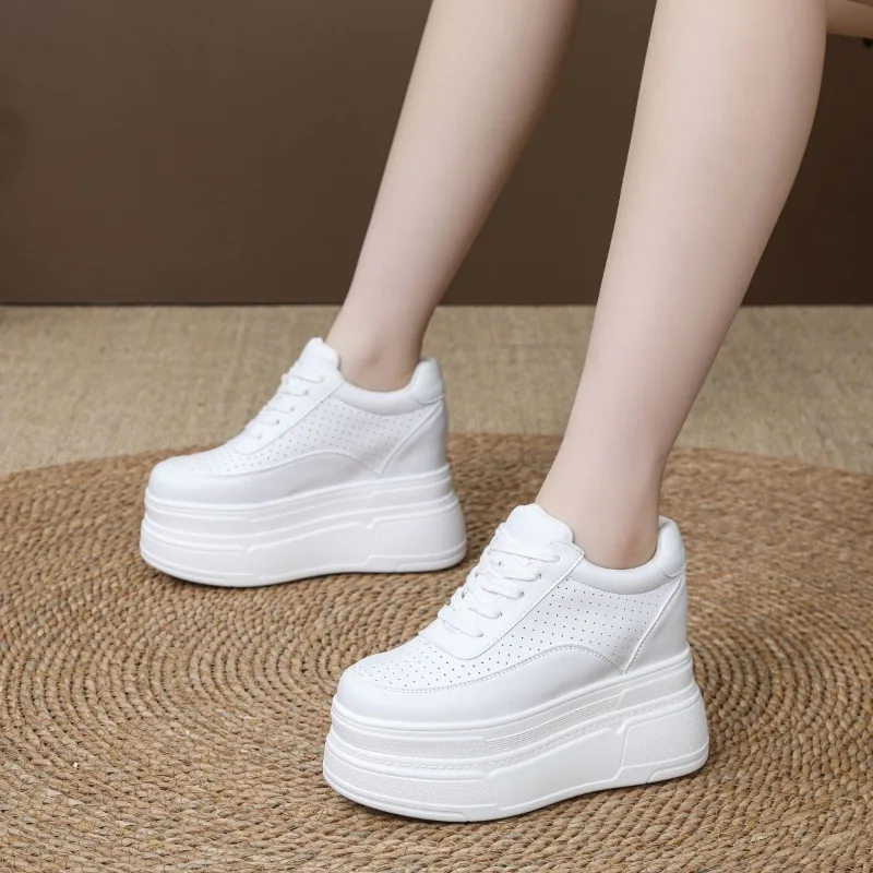 2026 Height Increasing Shoes For Woman 10CM Thick Soled Casual Little White Shoes Women Lace-up Plate Shoes Zapatos Para Mujeres
2026 Height Increasing Shoes For Woman 10CM Thick Soled Casual Little White Shoes Women Lace-up Plate Shoes Zapatos Para Mujeres