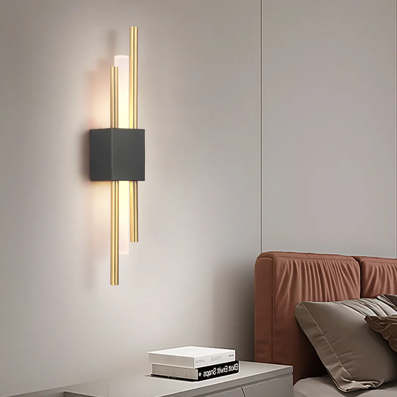 2023 New Light Luxury Iron Art Copper Color Black Gold Wall Lamp Living Room Bedroom Corridor Bed Head Modern Simple Wall Lamp
2023 New Light Luxury Iron Art Copper Color Black Gold Wall Lamp Living Room Bedroom Corridor Bed Head Modern Simple Wall Lamp