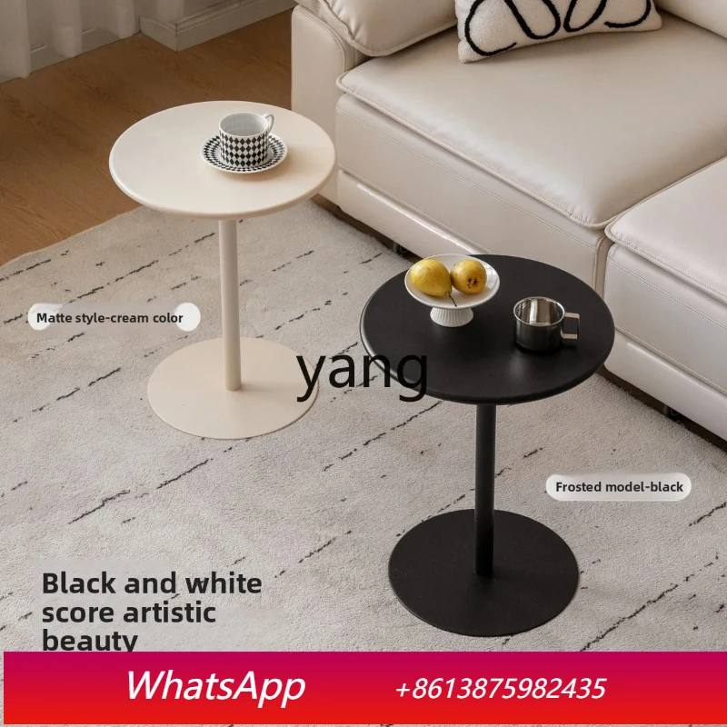 LMM metal round table Italian minimalist mini round table living room sofa side table
LMM metal round table Italian minimalist mini round table living room sofa side table
