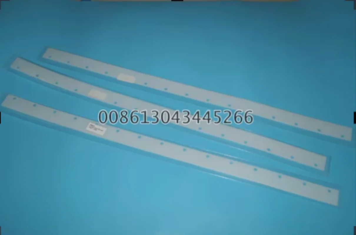 764-4601-501 Komori L440 Лезвие для мытья посуды 1105×50×1 мм 15 отверстий Пластиковое лезвие для мытья посуды 5 шт.
764-4601-501 Komori L440 Лезвие для мытья посуды 1105×50×1 мм 15 отверстий Пластиковое лезвие для мытья посуды 5 шт.