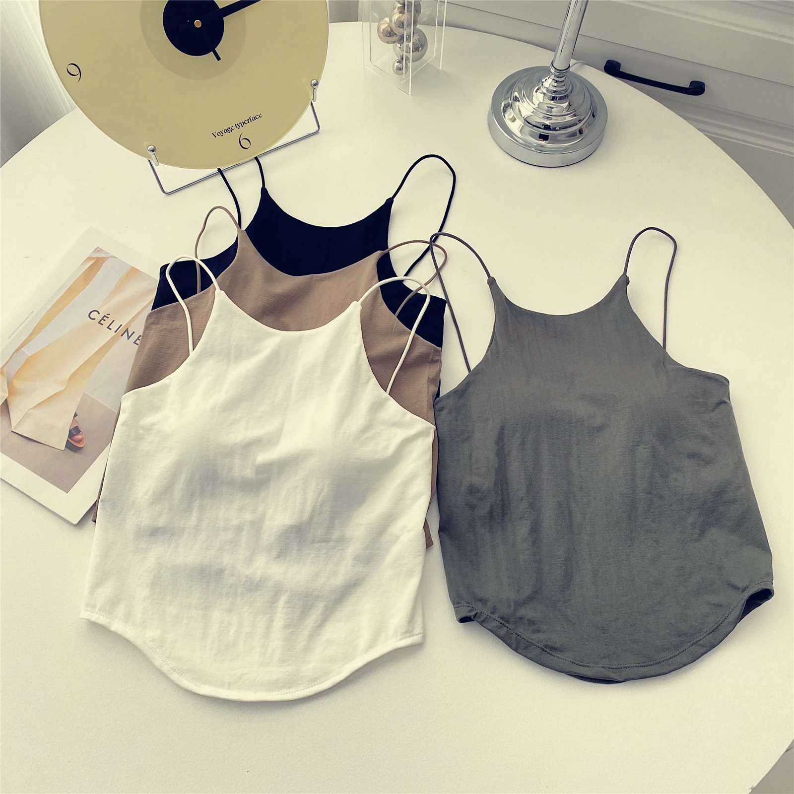 Cara CLUB plus Size Fashionable Sleeveless Short Vest Strap Women Summer Beautiful Back Underwear Base Hot Girl Top
Cara CLUB plus Size Fashionable Sleeveless Short Vest Strap Women Summer Beautiful Back Underwear Base Hot Girl Top
