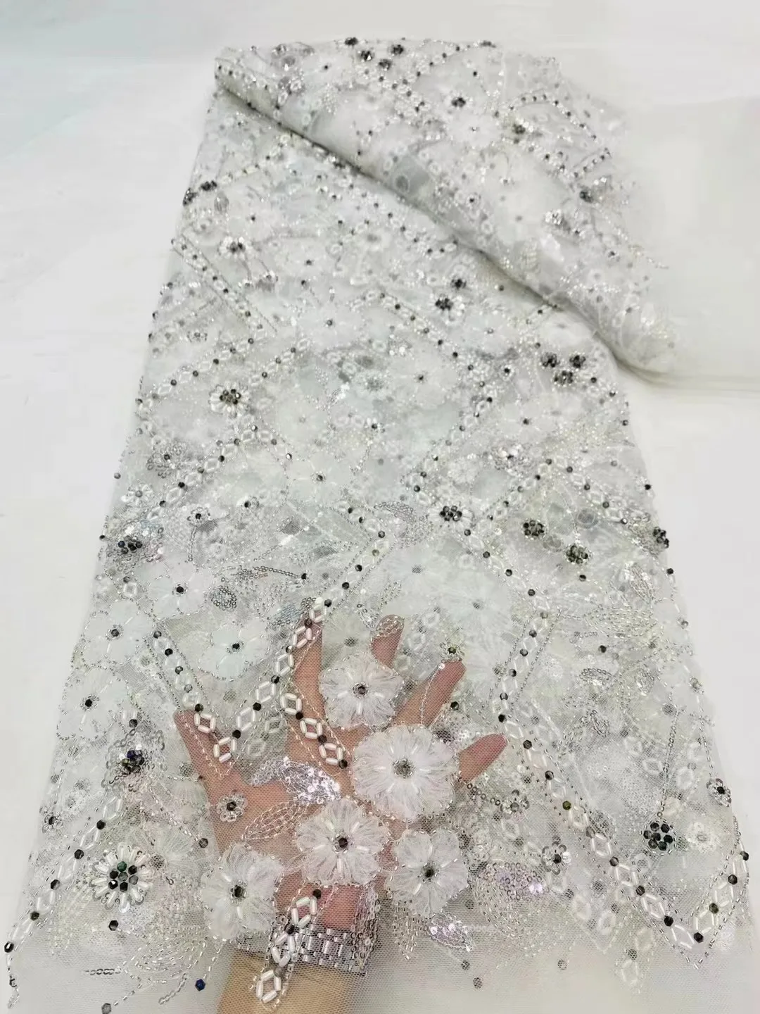 Luxury French Mesh Beads Lace Fabric 2024 High Quality Lace African Sequins Groom Lace Fabrics For Nigerian Wedding Dress Sewing
Luxury French Mesh Beads Lace Fabric 2024 High Quality Lace African Sequins Groom Lace Fabrics For Nigerian Wedding Dress Sewing