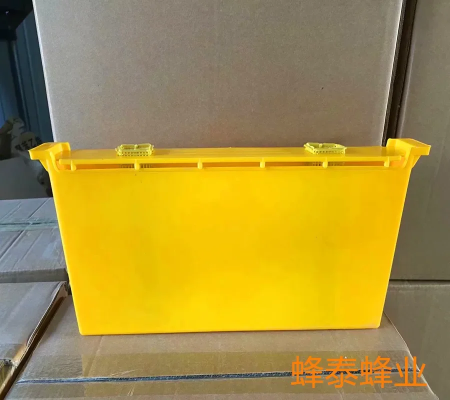 2PCS American style feeder, beekeeping tool, food trough, bee hive, feeder, 4kg thick
2PCS American style feeder, beekeeping tool, food trough, bee hive, feeder, 4kg thick