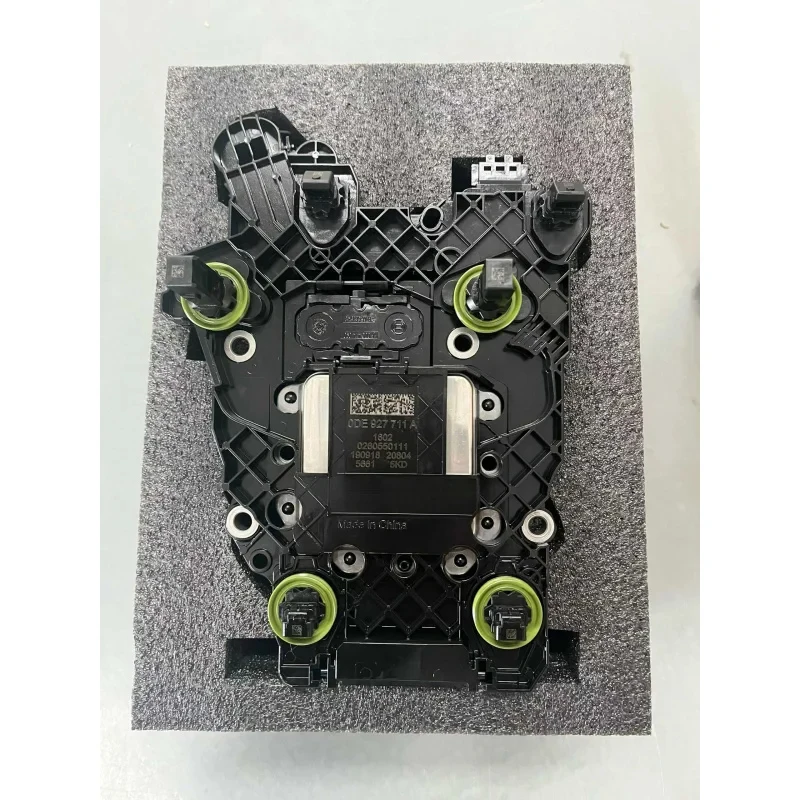 Brand New DQ380 0DE Gearbox Control Unit TCU 0DE927711B Replacement Parts For VW and Audi
Brand New DQ380 0DE Gearbox Control Unit TCU 0DE927711B Replacement Parts For VW and Audi