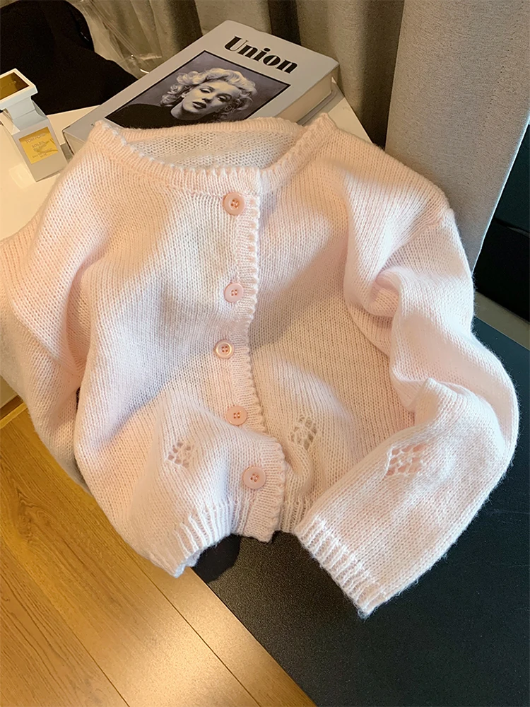 French Sweet Women Sweater Single Breasted Hollow Out O-Neck Long Sleeve Knitted Cardigan Fashion Baggy Ladies Knitwear Autumn
French Sweet Women Sweater Single Breasted Hollow Out O-Neck Long Sleeve Knitted Cardigan Fashion Baggy Ladies Knitwear Autumn