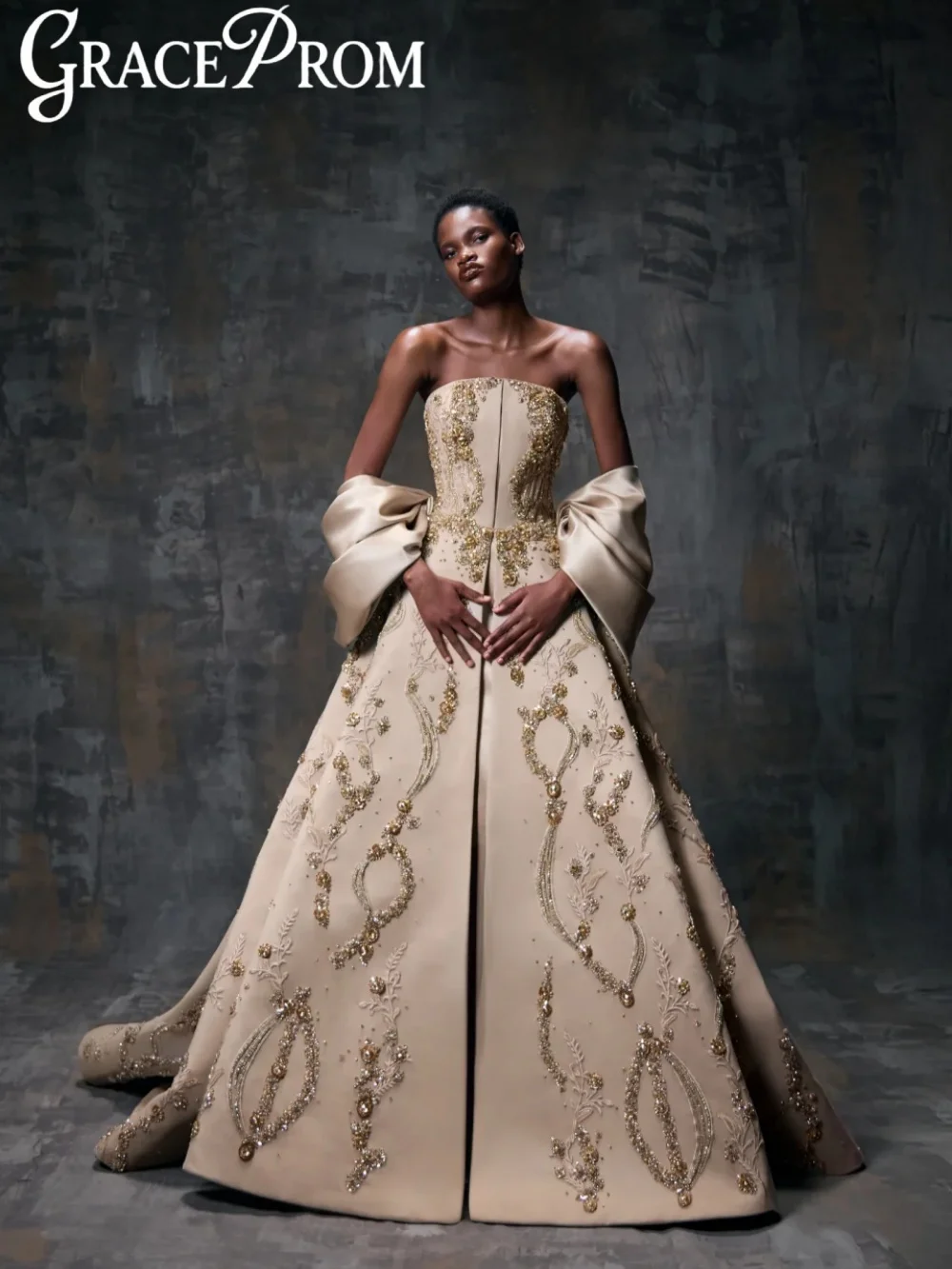 Chic Golden Crystal Evening Dress Luxurious Strapless A-line Long Wedding Party Gowns Customized Fashion Banquet Gowns
Chic Golden Crystal Evening Dress Luxurious Strapless A-line Long Wedding Party Gowns Customized Fashion Banquet Gowns