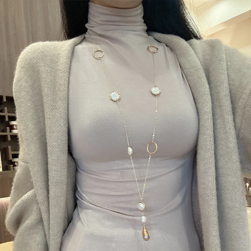 Natural Freshwater Pearl Sweater Chain High-End European And American Necklace 18K Gold Plated Color Retention
Natural Freshwater Pearl Sweater Chain High-End European And American Necklace 18K Gold Plated Color Retention