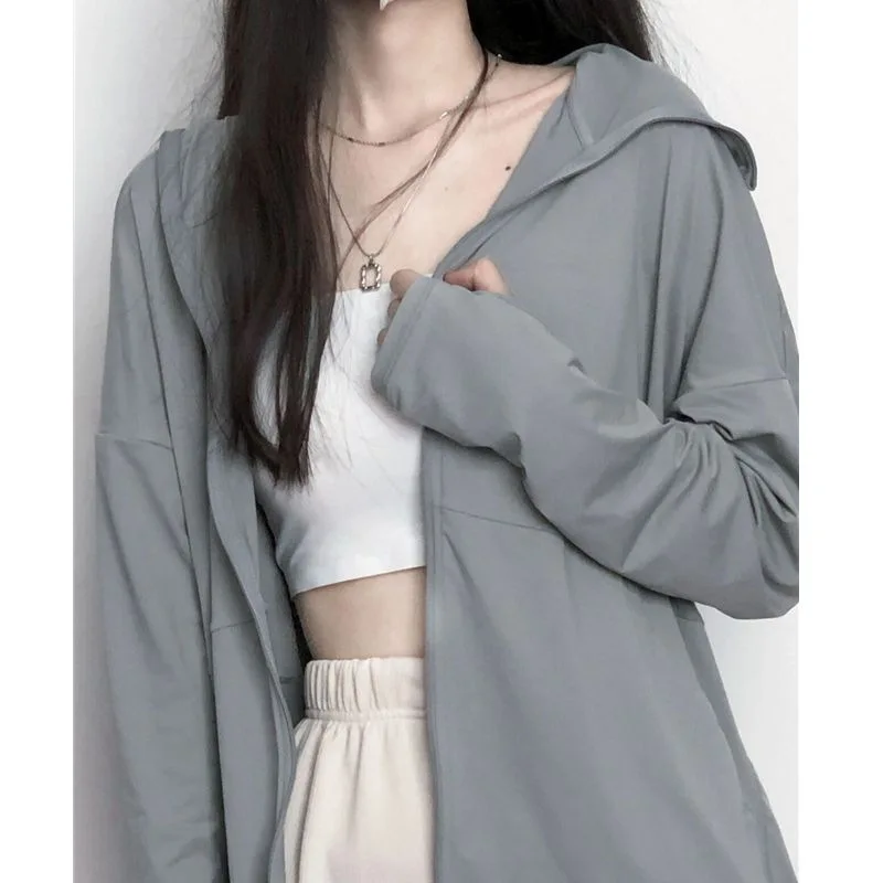 Sunscreen Women's Summer 2025 Loose Hooded Zipper Breathable Cardigan Thin Ice Silk Jacket
Sunscreen Women's Summer 2025 Loose Hooded Zipper Breathable Cardigan Thin Ice Silk Jacket