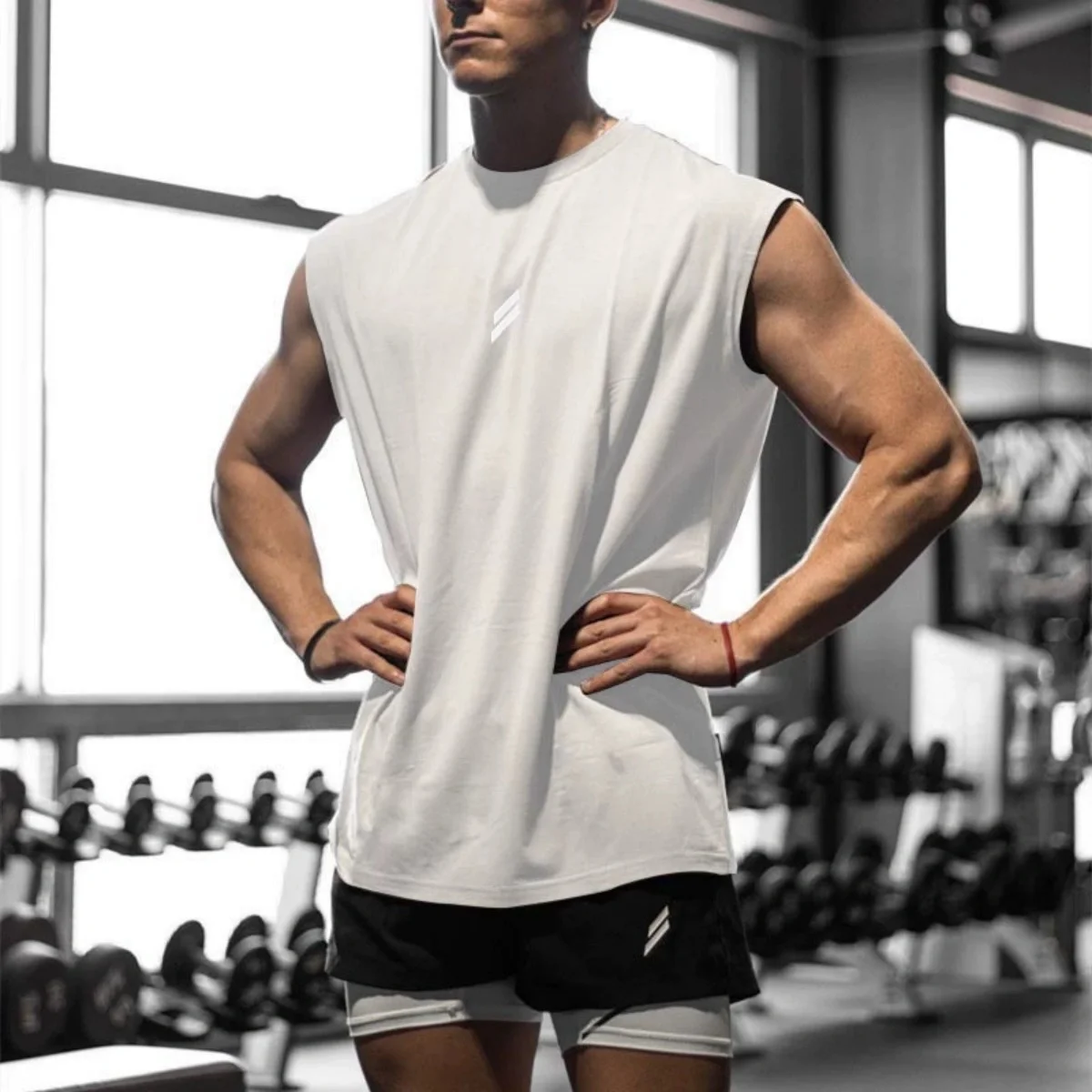 Men 2025 new summer fitness fashion sports mesh vest casual running training loose breathable quick dry round neck vest
Men 2025 new summer fitness fashion sports mesh vest casual running training loose breathable quick dry round neck vest