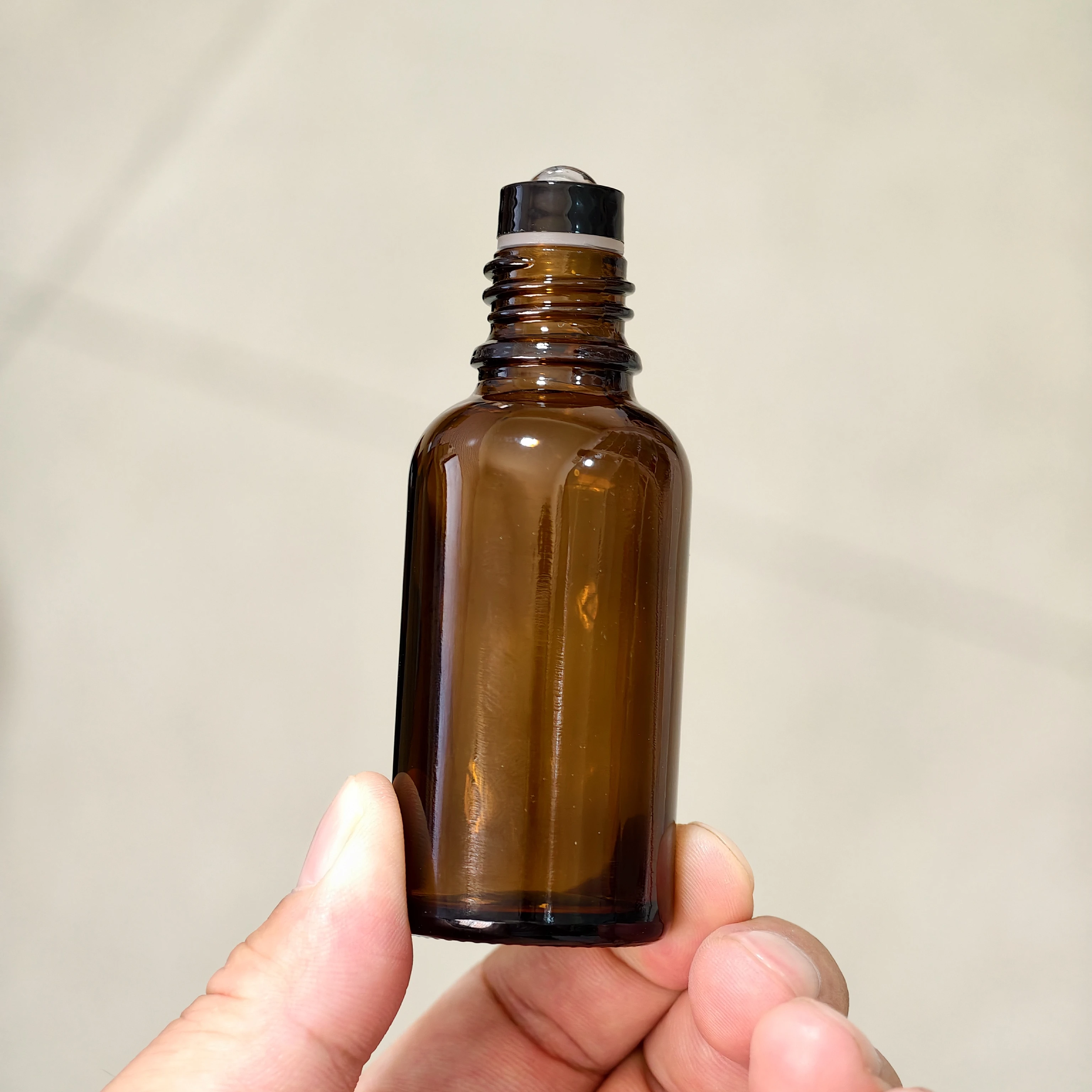 100pcs/lot 5ML 10ML 15ML 20ML 30ML 50ML 100ML Roller Ball Glass Bottles Vials Stainless Steel Perfume Essential Oil Refillable
100pcs/lot 5ML 10ML 15ML 20ML 30ML 50ML 100ML Roller Ball Glass Bottles Vials Stainless Steel Perfume Essential Oil Refillable