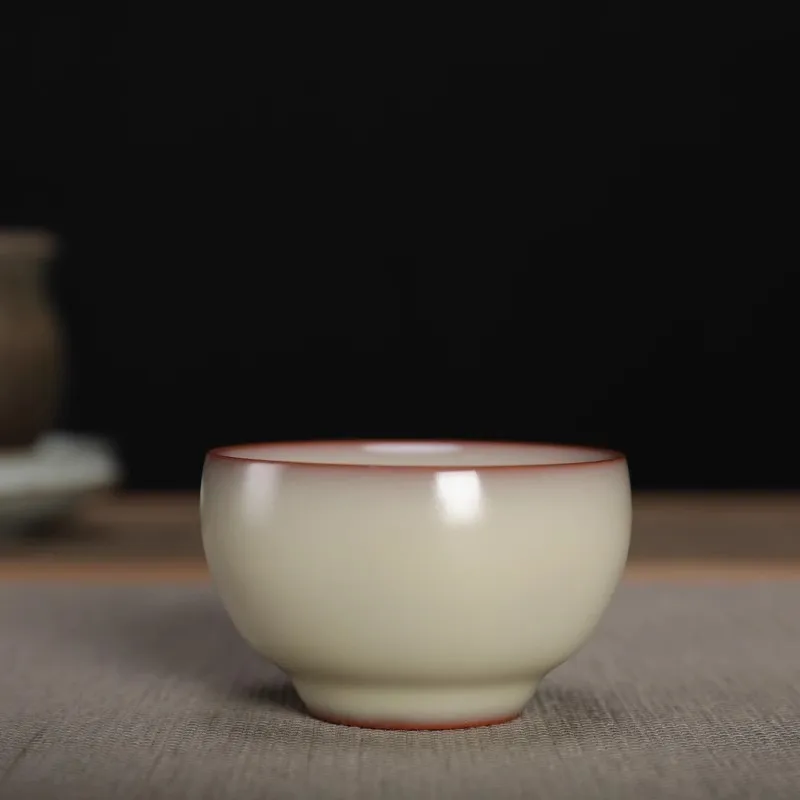 Longquan Ge Kiln Celadon Lard Jelly Iron Body Purple Mouth Jin Lian Handcrafted Tea Cup Buddhist Zen Cup Ceramic Host Cup
Longquan Ge Kiln Celadon Lard Jelly Iron Body Purple Mouth Jin Lian Handcrafted Tea Cup Buddhist Zen Cup Ceramic Host Cup