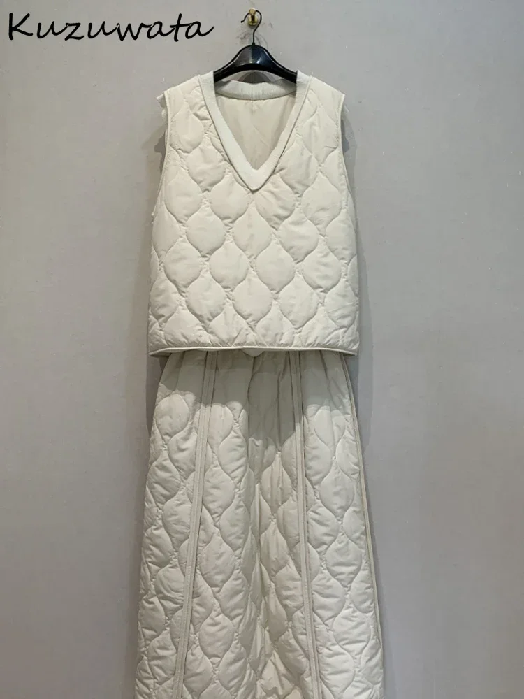 Kuzuwata V Neck Sleeveless Solid Diamond Check Vest Elegant Loose Casual Temperament Jacket Japan New Moda Soft Sweet Coat
Kuzuwata V Neck Sleeveless Solid Diamond Check Vest Elegant Loose Casual Temperament Jacket Japan New Moda Soft Sweet Coat
