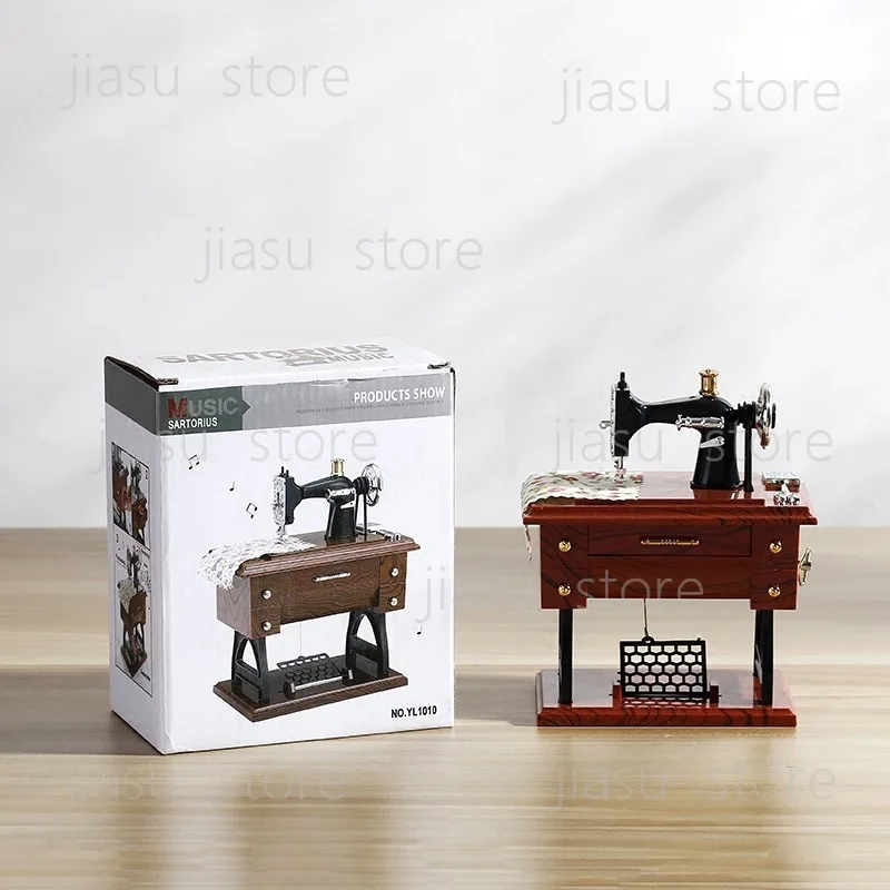 Sewing Machine Music Box - Vintage Simulated Small Sewing Machine Model Music Box, Decorative Creative Gift
Sewing Machine Music Box - Vintage Simulated Small Sewing Machine Model Music Box, Decorative Creative Gift