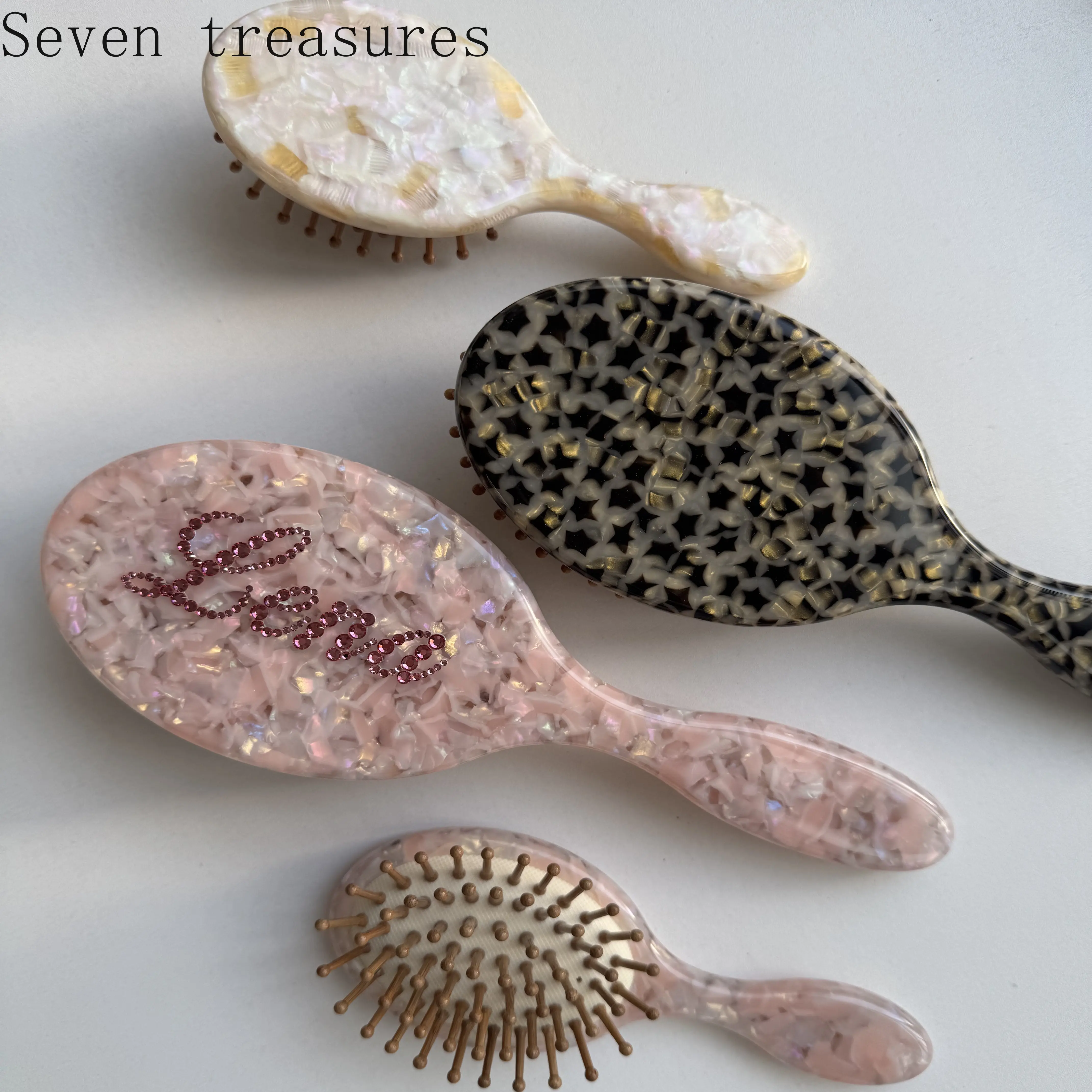 Hand-embellished, custom-named cushion comb: a luxurious acetate mini massage comb, perfect as a gift or birthday present
Hand-embellished, custom-named cushion comb: a luxurious acetate mini massage comb, perfect as a gift or birthday present