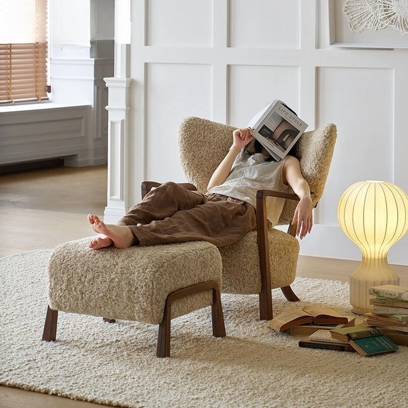 Leisure chair, French retro style solid wood lamb wool single sofa combination, chair
Leisure chair, French retro style solid wood lamb wool single sofa combination, chair