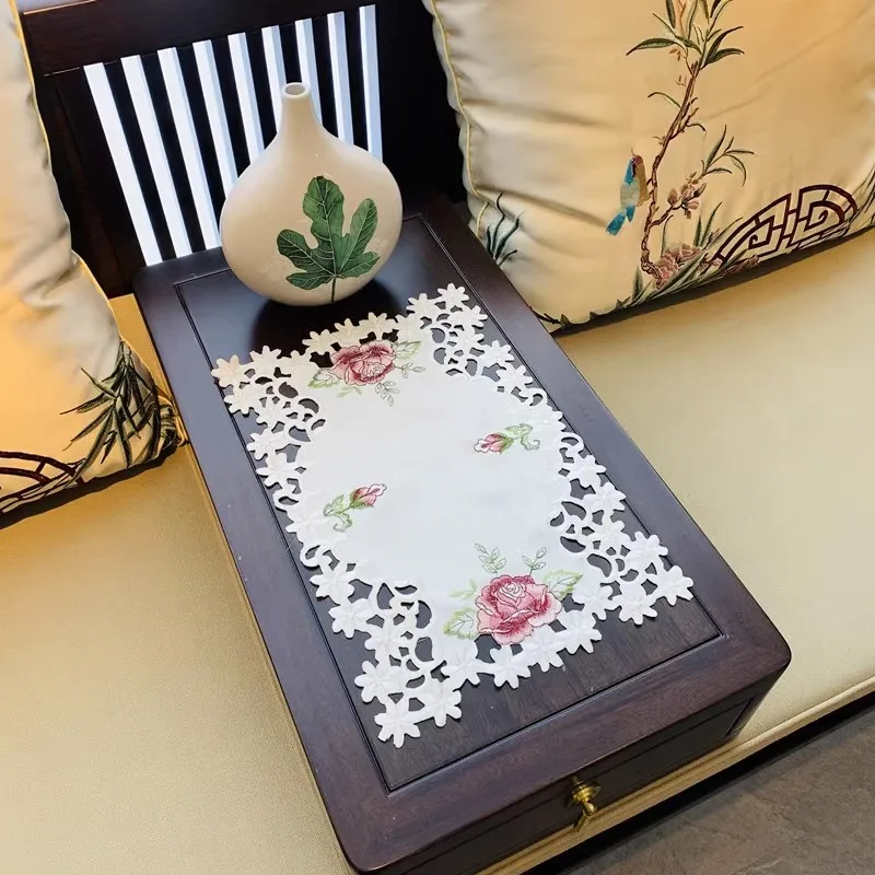 Luxury Satin rose flower embroidery table place mat cloth Wedding Christmas placemat kitchen Table decoration and accessories
Luxury Satin rose flower embroidery table place mat cloth Wedding Christmas placemat kitchen Table decoration and accessories