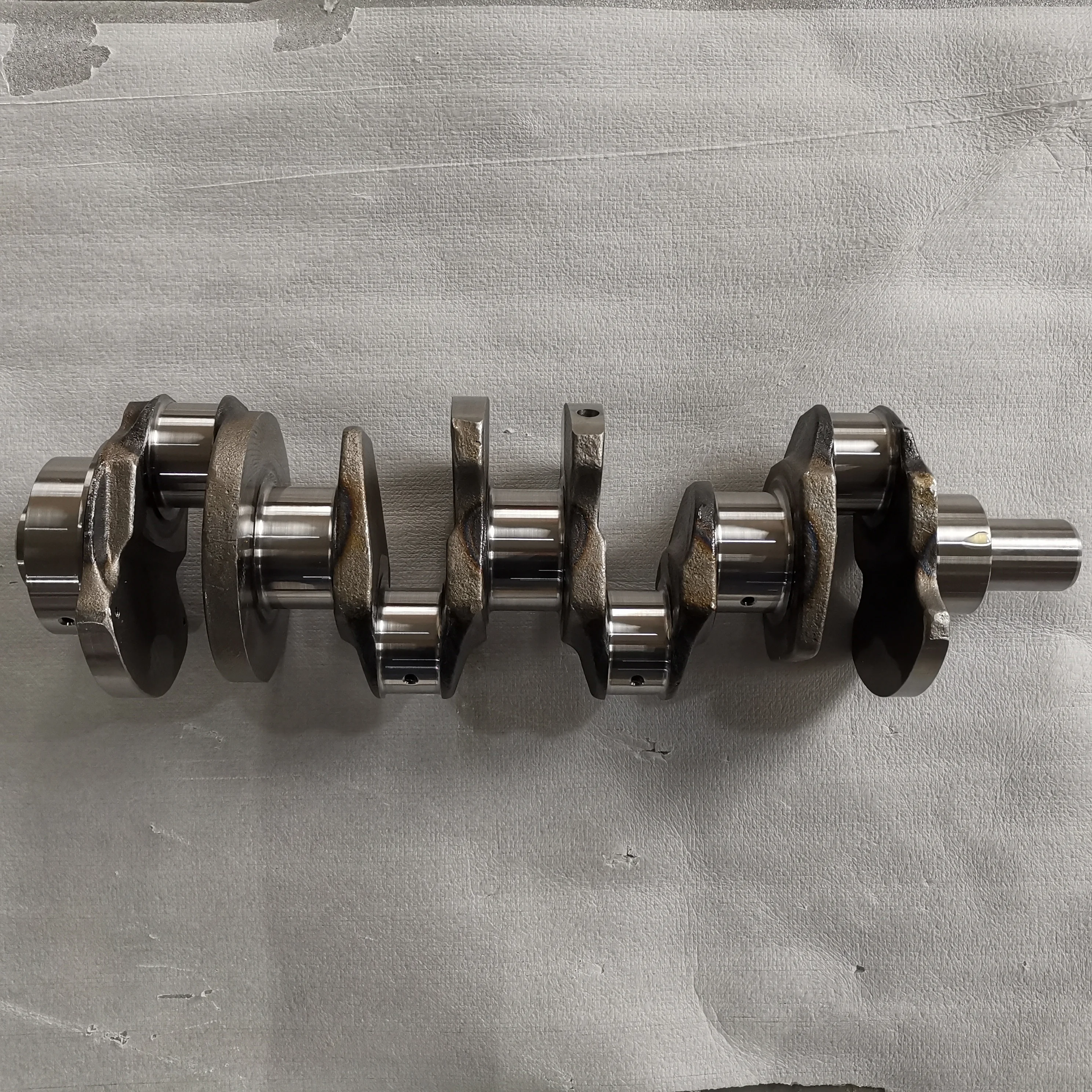 SAIC MAXUS V80 Original Crankshaft S00000628 C00016143 SC25R136 2.5T 92 Bore
SAIC MAXUS V80 Original Crankshaft S00000628 C00016143 SC25R136 2.5T 92 Bore