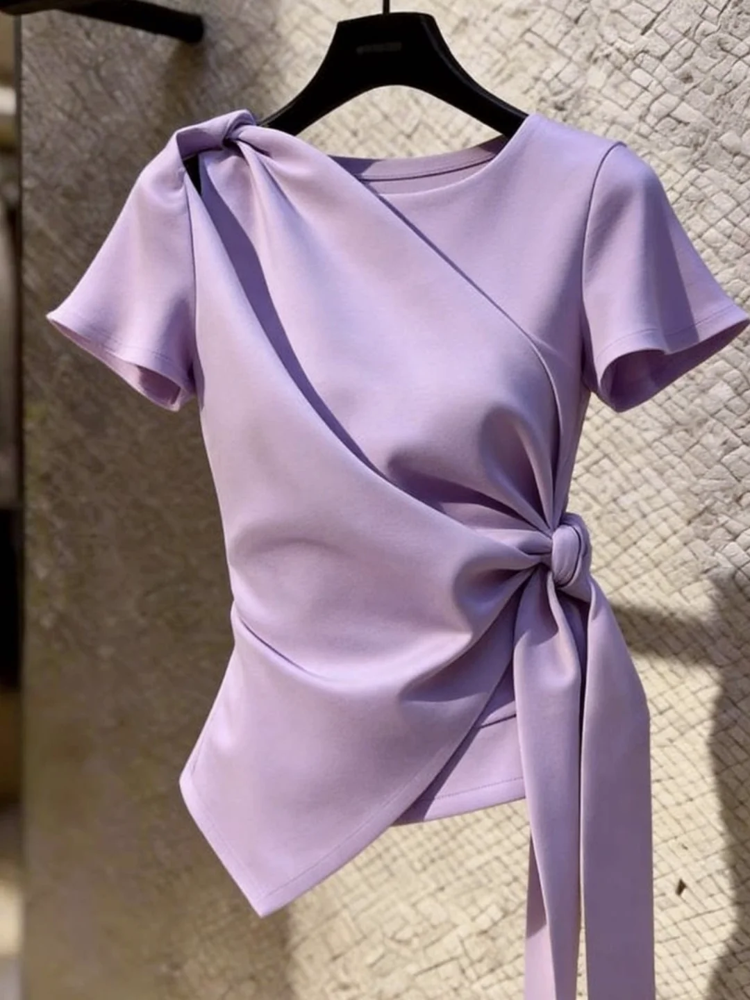 Elegant round Neck Short Sleeve T-Shirt Women's 2026 New Summer Design Sense Knot Top Gentle Style Universal Fit Knitted Skin...
Elegant round Neck Short Sleeve T-Shirt Women's 2026 New Summer Design Sense Knot Top Gentle Style Universal Fit Knitted Skin...