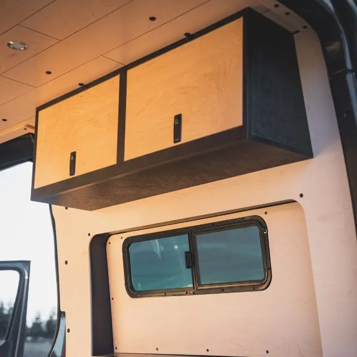 Customized RV Hanger Large Capacity Aluminum RV Wall Cabinet Motorhome Camper Van Accessories 
Customized RV Hanger Large Capacity Aluminum RV Wall Cabinet Motorhome Camper Van Accessories