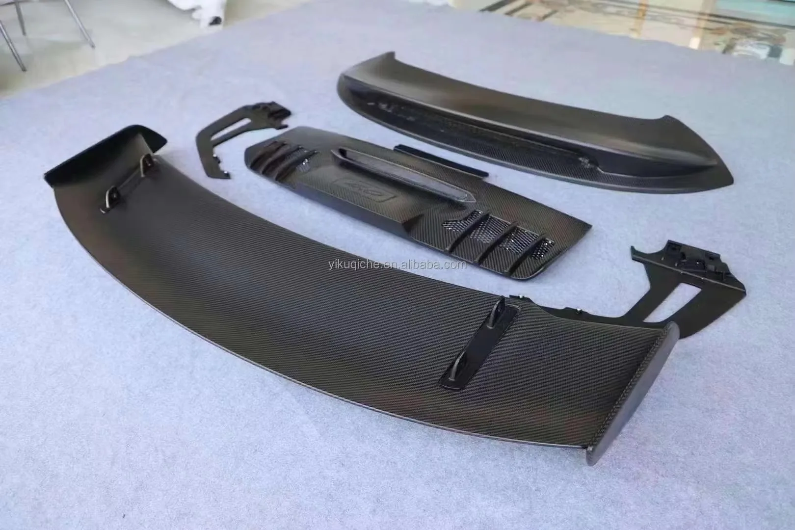 Yiku Dry Carbon Rear Spoiler Tail Wing Premium For Porsche 911 992 Car Body Kit Components Perfect Fit Upgrade Accessories Wing
Yiku Dry Carbon Rear Spoiler Tail Wing Premium For Porsche 911 992 Car Body Kit Components Perfect Fit Upgrade Accessories Wing