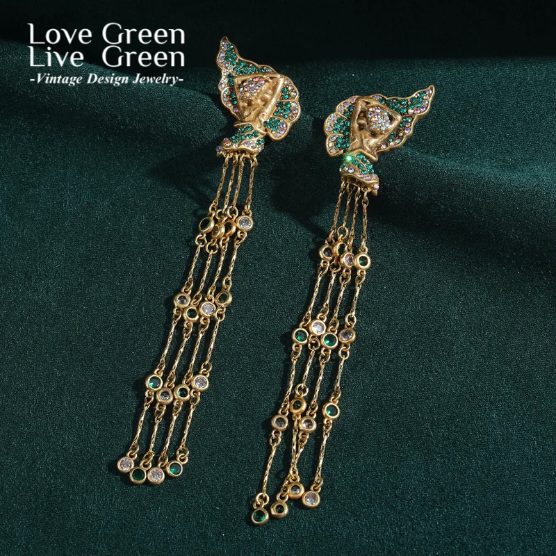 Vintage Green Long Tassel Earring Rhinestone Conch Natural Stone Gold Color Quality Luxury Designer Jewelry High Party 2025
Vintage Green Long Tassel Earring Rhinestone Conch Natural Stone Gold Color Quality Luxury Designer Jewelry High Party 2025