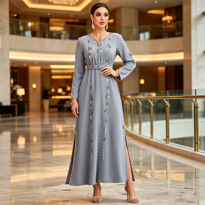 Luxury Dubai Abayas Eid Beads Embroidery Muslim Dress for Women Turkey Kaftan Ramadan Kebaya Caftan Marocain Femme Robe Jalabiya
Luxury Dubai Abayas Eid Beads Embroidery Muslim Dress for Women Turkey Kaftan Ramadan Kebaya Caftan Marocain Femme Robe Jalabiya