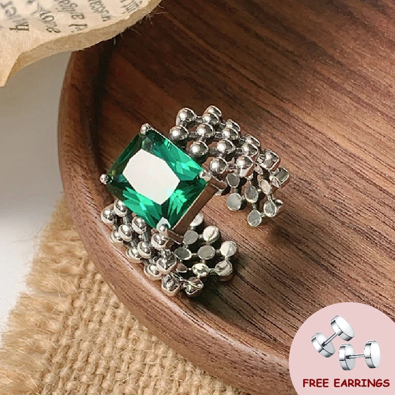Vintage Emerald Rings for Women Trendy Silver 925 Jewelry with Gemstone Female Engagement Party Finger Ring Gift Accessories 
Vintage Emerald Rings for Women Trendy Silver 925 Jewelry with Gemstone Female Engagement Party Finger Ring Gift Accessories