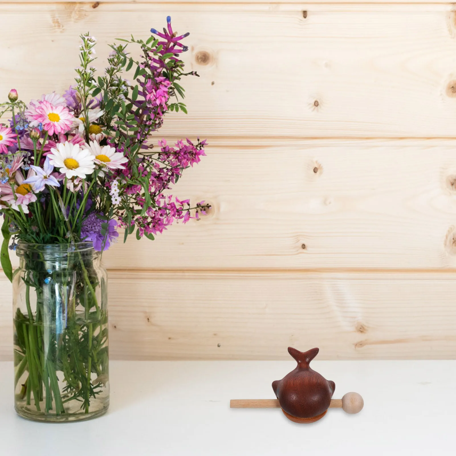 Hand Carved Wooden Whale Decoration Natural Wood Finish Compact Ocean Statue for Home Office Desk Car Dashboard Rhythm
Hand Carved Wooden Whale Decoration Natural Wood Finish Compact Ocean Statue for Home Office Desk Car Dashboard Rhythm