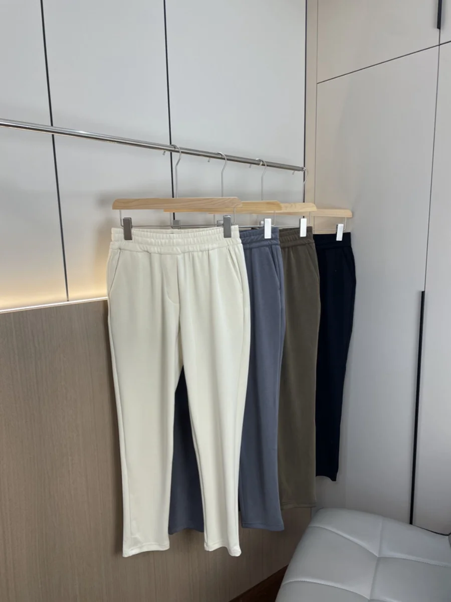 Light Oxygen Zero Sensation Cool Breathable Men's Summer Elastic Waist Comfortable Versatile Stretchy Straight Casual Pants
Light Oxygen Zero Sensation Cool Breathable Men's Summer Elastic Waist Comfortable Versatile Stretchy Straight Casual Pants