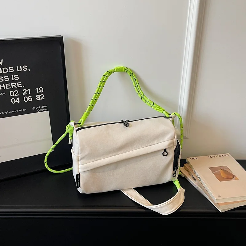 New Macaron Color Handbag Women Casual Versatile Shoulder Underarm Bag Lightweight Oxford Cloth Simple Crossbody Bag
New Macaron Color Handbag Women Casual Versatile Shoulder Underarm Bag Lightweight Oxford Cloth Simple Crossbody Bag